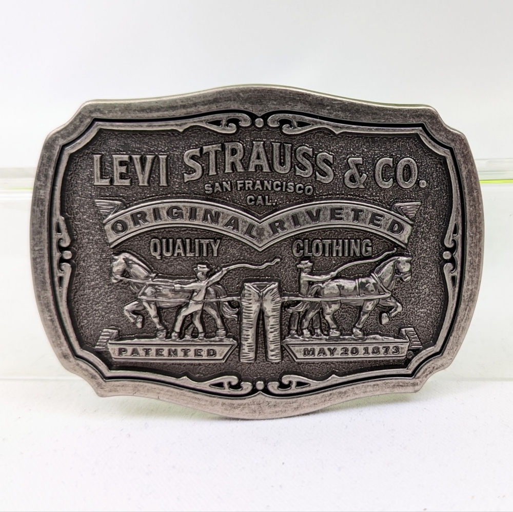 Levi's Pewter Belt Buckle Limited Edition Two Horse Vintage Unisex 3.5" x 2.5"